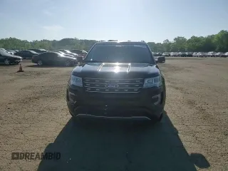 2017 Ford Explorer XLT z VIN 1FM5K8DH4HGA14335, wystawiony jako Copart lot #62102425 z przebiegiem 135 191 mil mil oraz Szkoda całkowita • Salvage title. Historia ofert i sprzedaży dostępna na DreamBid. Obrazek 14.