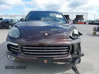 2015 Porsche Cayenne Diesel with VIN WP1AF2A26FLA44086, listed as a IAAI auction lot 42029799 with 124,723 mi miles and . Bid and sale history available at DreamBid. Image 12.