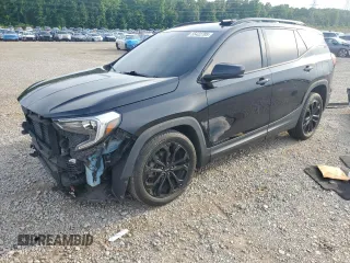 2020 GMC Terrain SLE z VIN 3GKALMEV2LL129876, wystawiony jako Copart lot #55422705 z przebiegiem 155 169 mil mil oraz Szkoda całkowita • Salvage title. Historia ofert i sprzedaży dostępna na DreamBid. Obrazek 1.