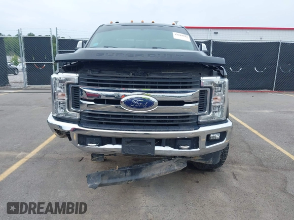 2019 Ford F-250 XL with VIN 1FT7W2B60KEG82555, listed as a IAAI auction lot 42203933 with 163,407 mi miles and . Bid and sale history available at DreamBid. Image 13.