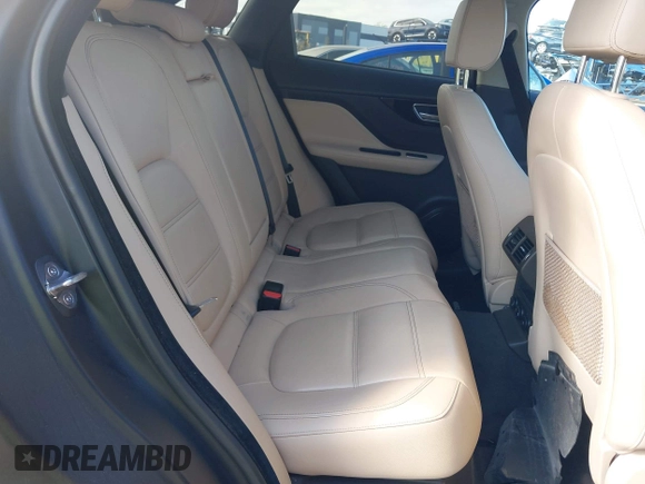 2020 Jaguar F-Pace 25t Prestige z VIN SADCK2FXXLA660346, wystawiony jako IAAI lot #41482264 z przebiegiem 36 160 mil mil oraz . Historia ofert i sprzedaży dostępna na DreamBid. Obrazek 8.