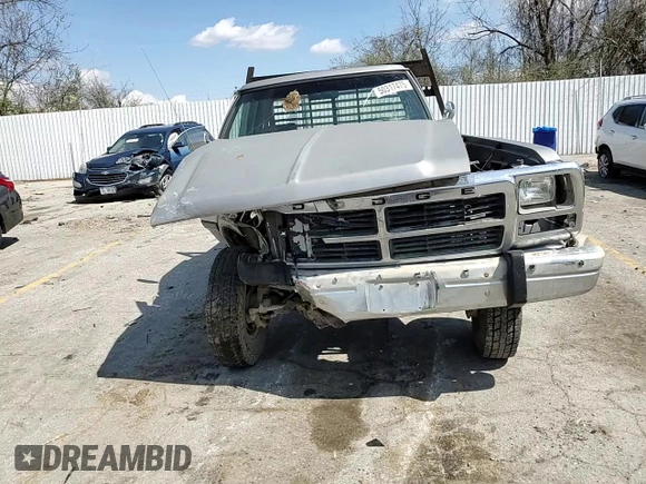 1992 Dodge D/W 250 with VIN 1B7KM26C0NS501198, listed as a Copart auction lot 50317475 with 269,473 mi miles and Salvage Title. Bid and sale history available at carsss.com. Image 11.