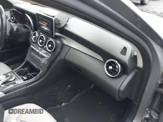 2015 Mercedes-Benz C-Class C 300 Luxury with VIN 55SWF4KB4FU020761, listed as a IAAI auction lot 41859583 with 112,885 mi miles. Bid and sale history available at carsss.com. Image 5.