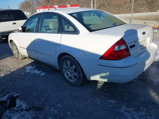 2006 Ford Five Hundred SEL with VIN 1FAHP27156G105454, listed as a IAAI auction lot 41317677 with 1 mi miles. Bid and sale history available at carsss.com. Image 3.