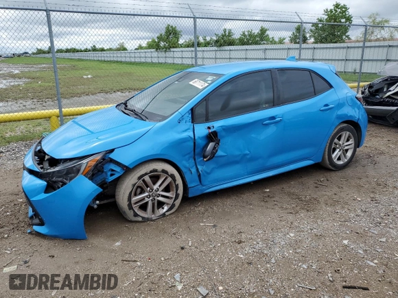 2020 Toyota Corolla Hatchback SE with VIN JTND4RBE8L3089060, listed as a Copart auction lot 68711174 with 142,431 mi miles and Salvage Title. Bid and sale history available at carsss.com. Image 1.