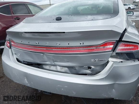 2014 Lincoln MKZ with VIN 3LN6L2G99ER824115, listed as a IAAI auction lot 41946660 with 134,323 mi miles. Bid and sale history available at carsss.com. Image 6.