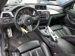 2020 BMW M4 with VIN WBS4Z9C02LEJ63966, listed as a Copart auction lot 43931033 with 21,079 mi miles. Bid and sale history available at carsss.com. Image 8.