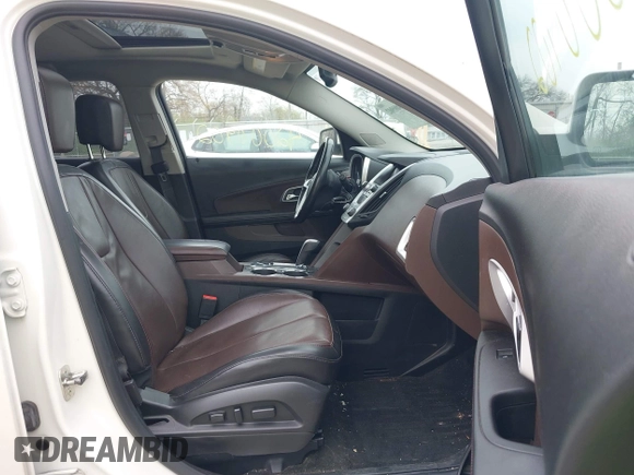 2015 Chevrolet Equinox LT with VIN 1GNALCEK5FZ102283, listed as a IAAI auction lot 42000902 with 300,059 mi miles. Bid and sale history available at carsss.com. Image 5.