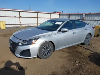 2023 Nissan Altima 2.5 SV with VIN 1N4BL4DV0PN317115, listed as a IAAI auction lot 42126485 with 52,481 mi miles. Bid and sale history available at carsss.com. Image 17.