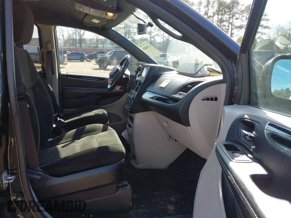 2015 Dodge Grand Caravan SE with VIN 2C4RDGBG2FR691478, listed as a IAAI auction lot 41348848 with 177,103 mi miles and . Bid and sale history available at DreamBid. Image 5.