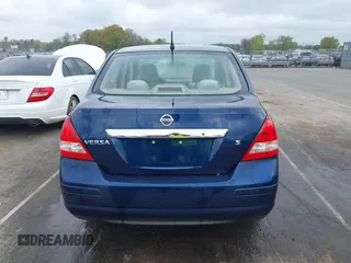 2007 Nissan Versa 1.8 SL with VIN 3N1BC11E67L420474, listed as a IAAI auction lot 41887735 with 199,094 mi miles. Bid and sale history available at carsss.com. Image 16.