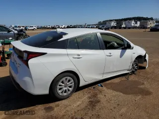 2021 Toyota Prius L Eco with VIN JTDKAMFU7M3136038, listed as a Copart auction lot 48774605 with 0 mi miles and Salvage Title. Bid and sale history available at carsss.com. Image 3.