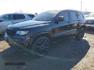 2020 Jeep Grand Cherokee Altitude z VIN 1C4RJFAG1LC267590, wystawiony jako Copart lot #46715485 z przebiegiem 52 672 mil mil oraz Szkoda całkowita • Salvage title. Historia ofert i sprzedaży dostępna na DreamBid. Obrazek 1.
