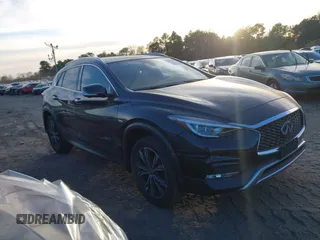 2017 Infiniti QX30 Luxury with VIN SJKCH5CR8HA032677, listed as a IAAI auction lot 40474574 with 75,902 mi miles. Bid and sale history available at carsss.com. Image 1.