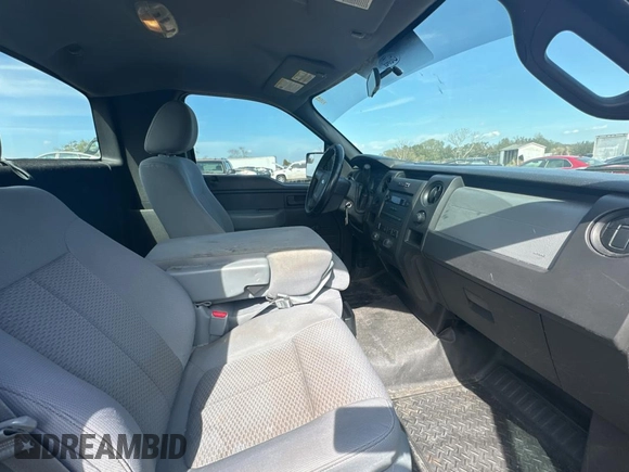 2013 Ford F-150 XL with VIN 1FTMF1CM7DFE09796, listed as a Copart auction lot 44408095 with 67,872 mi miles and Clean title. Bid and sale history available at DreamBid. Image 6.