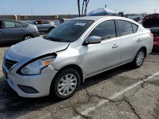 2016 Nissan Versa SV z VIN 3N1CN7AP5GL910813, wystawiony jako Copart lot #61952495 z przebiegiem 58 542 mil mil oraz Szkoda całkowita • Salvage title. Historia ofert i sprzedaży dostępna na DreamBid. Obrazek 1.