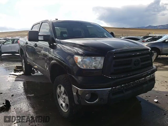 2010 Toyota Tundra z VIN 5TFDW5F18AX157183, wystawiony jako Copart lot #46691125 z przebiegiem 186 139 mil mil oraz Szkoda całkowita • Salvage title. Historia ofert i sprzedaży dostępna na DreamBid. Obrazek 10.