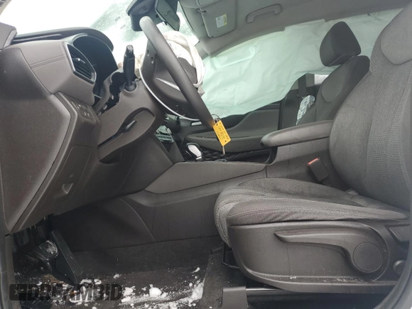 2019 Hyundai Santa Fe SE with VIN 5NMS2CAD9KH102793, listed as a Copart auction lot 43292245 with 160,903 mi miles and Salvage Title. Bid and sale history available at DreamBid. Image 7.