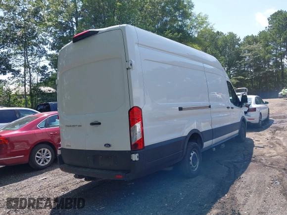 2022 Ford Transit Cargo z VIN 1FTBR3XG4NKA04700, wystawiony jako IAAI lot #42753263 z przebiegiem 80 467 mil mil oraz . Historia ofert i sprzedaży dostępna na DreamBid. Obrazek 4.