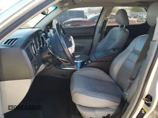 2006 Dodge Magnum R/T z VIN 2D8GV57286H122762, wystawiony jako Copart lot #83399984 z przebiegiem 200 443 mil mil oraz Szkody całkowita. Historia ofert i sprzedaży dostępna na DreamBid. Obrazek 7.
