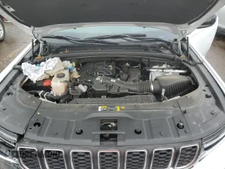 2023 Jeep Grand Cherokee Laredo z VIN 1C4RJKAG9P8799834, wystawiony jako Copart lot #56220165 z przebiegiem 26 236 mil mil oraz Czysty tytuł • Clean title. Historia ofert i sprzedaży dostępna na DreamBid. Obrazek 11.