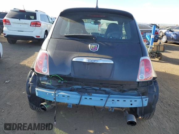 2017 FIAT 500 Abarth z VIN 3C3CFFFH9HT506053, wystawiony jako Copart lot #81367564 z przebiegiem 91 516 mil mil oraz Szkody całkowita. Historia ofert i sprzedaży dostępna na DreamBid. Obrazek 6.