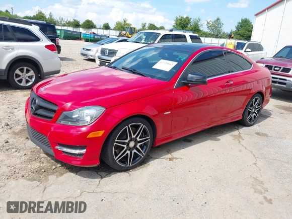 2013 Mercedes-Benz C 250 с VIN WDDGJ4HB9DF963125, выставлен на аукционе IAAI как лот 42725863 с пробегом 71 413 миль миль и . История ставок и продаж доступна на DreamBid. Изображение 2.