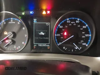 2018 Toyota RAV4 XLE with VIN 2T3RFREV3JW817989, listed as a IAAI auction lot 41636957 with 182,265 mi miles. Bid and sale history available at carsss.com. Image 16.