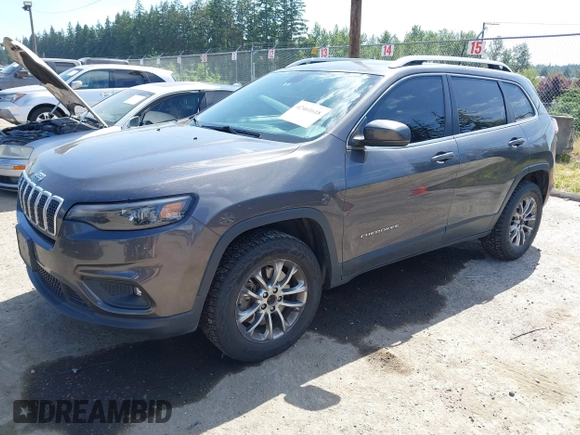 2019 Jeep Cherokee Latitude Plus z VIN 1C4PJMLNXKD195563, wystawiony jako IAAI lot #42461618 z przebiegiem 78 603 mil mil oraz . Historia ofert i sprzedaży dostępna na DreamBid. Obrazek 17.