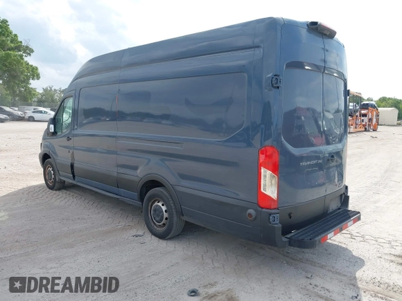 2019 Ford Transit z VIN 1FTYR3XM5KKB13744, wystawiony jako IAAI lot #41768047 z przebiegiem 106 212 mil mil oraz . Historia ofert i sprzedaży dostępna na DreamBid. Obrazek 3.