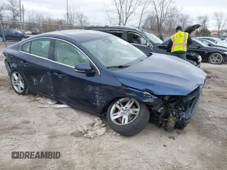 2015 Volvo S60 T5 Premier с VIN YV1612TK4F1342449, выставлен на аукционе IAAI как лот 41478701 с пробегом 106 884 миль миль и . История ставок и продаж доступна на DreamBid. Изображение 1.