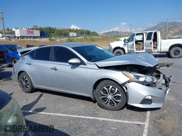 2019 Nissan Altima S z VIN 1N4BL4BV4KN314603, wystawiony jako IAAI lot #42180562 z przebiegiem 70 923 mil mil oraz . Historia ofert i sprzedaży dostępna na DreamBid. Obrazek 13.