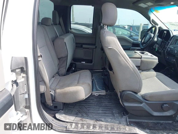 2017 Ford F-150 XL with VIN 1FTEX1C83HKD16193, listed as a IAAI auction lot 41934009 with 161,053 mi miles. Bid and sale history available at carsss.com. Image 8.