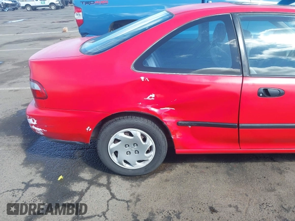 1994 Honda Civic z VIN 2HGEJ1126RH550161, wystawiony jako IAAI lot #41924031 z przebiegiem 139 547 mil mil oraz . Historia ofert i sprzedaży dostępna na DreamBid. Obrazek 6.