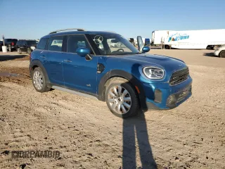 2022 MINI Countryman Cooper with VIN WMZ43BR06N3N37520, listed as a Copart auction lot 80974084 with 31,037 mi miles and Salvage title. Bid and sale history available at DreamBid. Image 4.