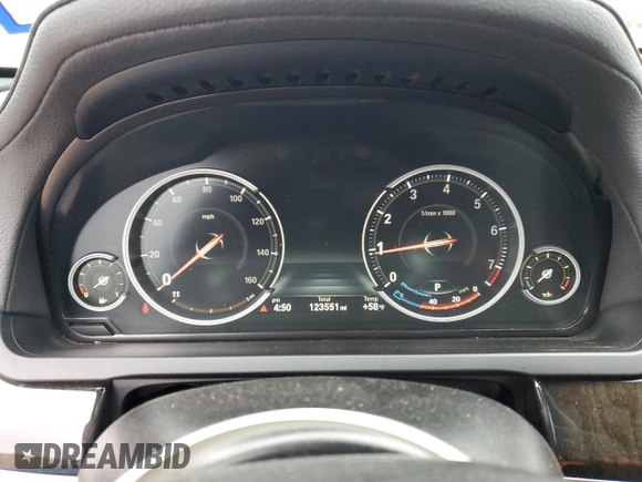 2015 BMW 7 Series 740Li with VIN WBAYE4C52FD947008, listed as a Copart auction lot 45206035 with 123,551 mi miles and Salvage Title. Bid and sale history available at DreamBid. Image 9.