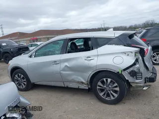 2016 Nissan Murano S with VIN 5N1AZ2MH8GN169195, listed as a IAAI auction lot 41971810 with 124,929 mi miles. Bid and sale history available at carsss.com. Image 14.