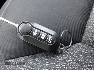 2015 Ram ProMaster Cargo z VIN 3C6TRVDG1FE512803, wystawiony jako IAAI lot #42355330 z przebiegiem 87 392 mil mil oraz . Historia ofert i sprzedaży dostępna na DreamBid. Obrazek 11.
