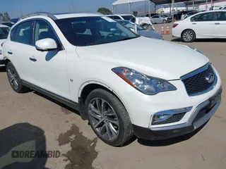 2017 Infiniti QX50 with VIN JN1BJ0RPXHM389985, listed as a IAAI auction lot 42002390 with 29,133 mi miles. Bid and sale history available at carsss.com. Image 1.