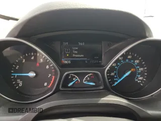 2015 Ford Escape Titanium с VIN 1FMCU9J95FUC87156, выставлен на аукционе Copart как лот 60097165 с пробегом 111 275 миль миль и Списание • Salvage title. История ставок и продаж доступна на DreamBid. Изображение 9.