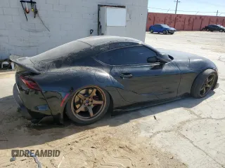 2020 Toyota Supra 3.0 с VIN WZ1DB4C01LW027810, выставлен на аукционе Copart как лот 45732275 с пробегом 26 734 миль миль и Списание • Salvage title. История ставок и продаж доступна на DreamBid. Изображение 3.