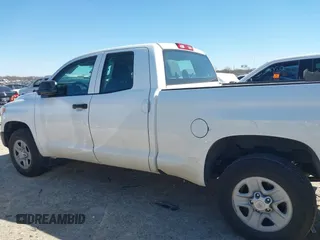 2014 Toyota Tundra 4WD Truck SR with VIN 5TFUM5F17EX055949, listed as a IAAI auction lot 41728783 with 107,019 mi miles. Bid and sale history available at carsss.com. Image 14.