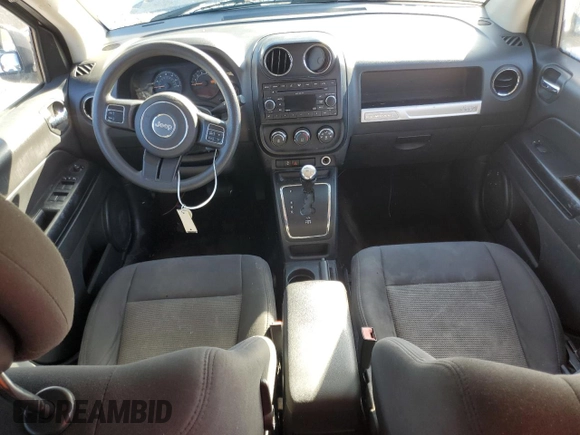2015 Jeep Compass Sport with VIN 1C4NJCBA4FD226201, listed as a Copart auction lot 47351995 with 160,207 mi miles and Clean Title. Bid and sale history available at carsss.com. Image 8.