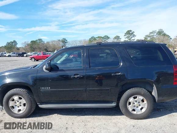 2012 Chevrolet Tahoe LS с VIN 1GNSCAE06CR257864, выставлен на аукционе IAAI как лот 41603944 с пробегом 246 136 миль миль и . История ставок и продаж доступна на DreamBid. Изображение 14.