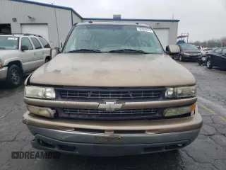 2003 Chevrolet Tahoe LS with VIN 1GNEC13Z33J329603, listed as a Copart auction lot 83828254 with 193,849 mi miles and Salvage Title. Bid and sale history available at carsss.com. Image 5.