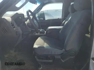 2012 Ford F-350 XL z VIN 1FT8X3B69CEB01417, wystawiony jako Copart lot #89115565 z przebiegiem 230 261 mil mil oraz Szkoda całkowita • Salvage title. Historia ofert i sprzedaży dostępna na DreamBid. Obrazek 7.