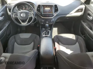 2014 Jeep Cherokee Altitude with VIN 1C4PJMCB5EW282205, listed as a Copart auction lot 53421125 with 185,915 mi miles and Clean Title. Bid and sale history available at carsss.com. Image 8.