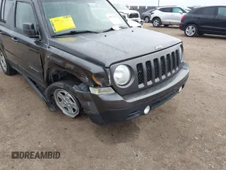 2014 Jeep Patriot Sport with VIN 1C4NJRBB2ED852114, listed as a IAAI auction lot 41521742 with 80,230 mi miles. Bid and sale history available at carsss.com. Image 6.