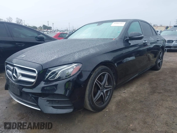 2019 Mercedes-Benz E-Class E 300 with VIN WDDZF4JB8KA526831, listed as a IAAI auction lot 41803511 with 120,412 mi miles. Bid and sale history available at carsss.com. Image 18.
