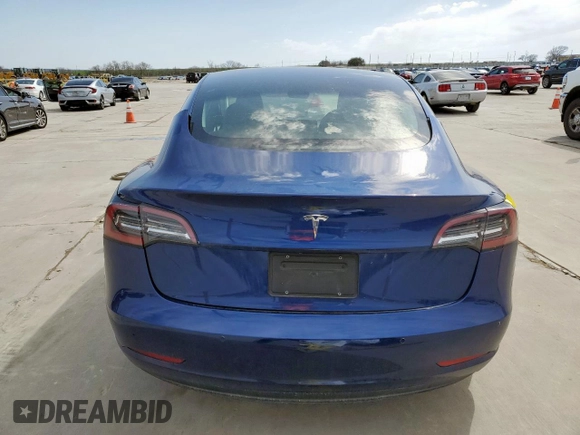 2021 Tesla Model 3 Standard Range Plus z VIN 5YJ3E1EA0MF014607, wystawiony jako Copart lot #47290835 z przebiegiem 43 251 mil mil oraz Szkoda całkowita • Salvage title. Historia ofert i sprzedaży dostępna na DreamBid. Obrazek 6.